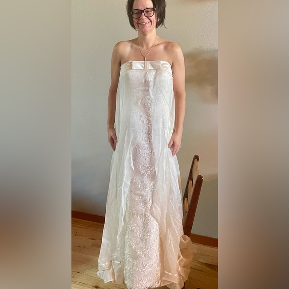 Designer Wedding Dress Gown Ivory Silk 12 No Train Strapless Bow NEW - Picture 8 of 15